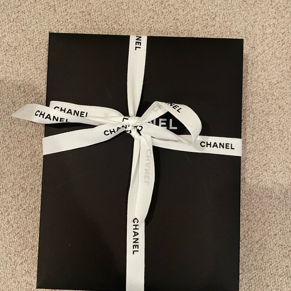 Chanel tights - new with tags medium - Picture 7 of 8